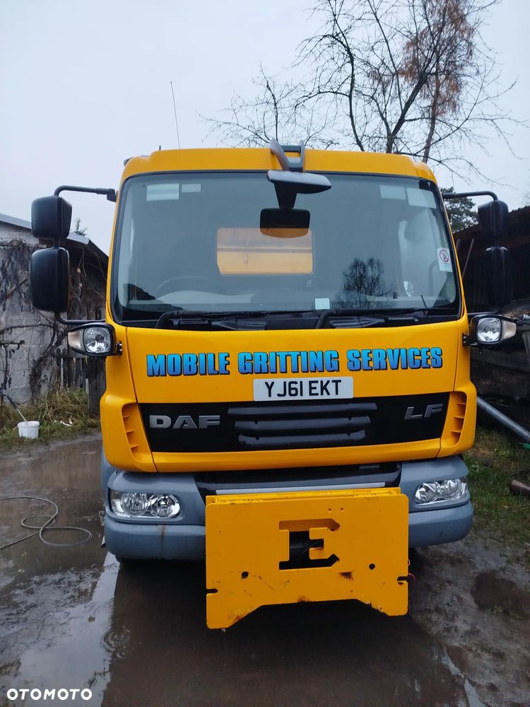 DAF Lf 55 220 pługo piaskarka Duże koła 22,5" hakowiec wywrotka komunalny specjalny - 2