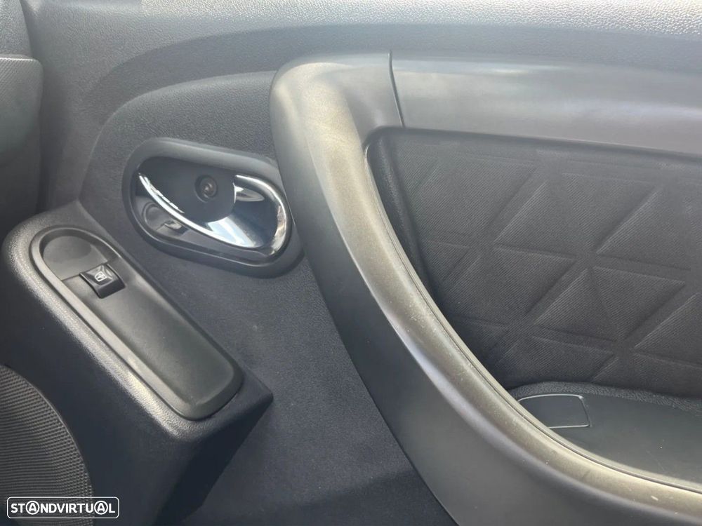 Dacia Duster 1.5 dCi Confort Cuir - 17