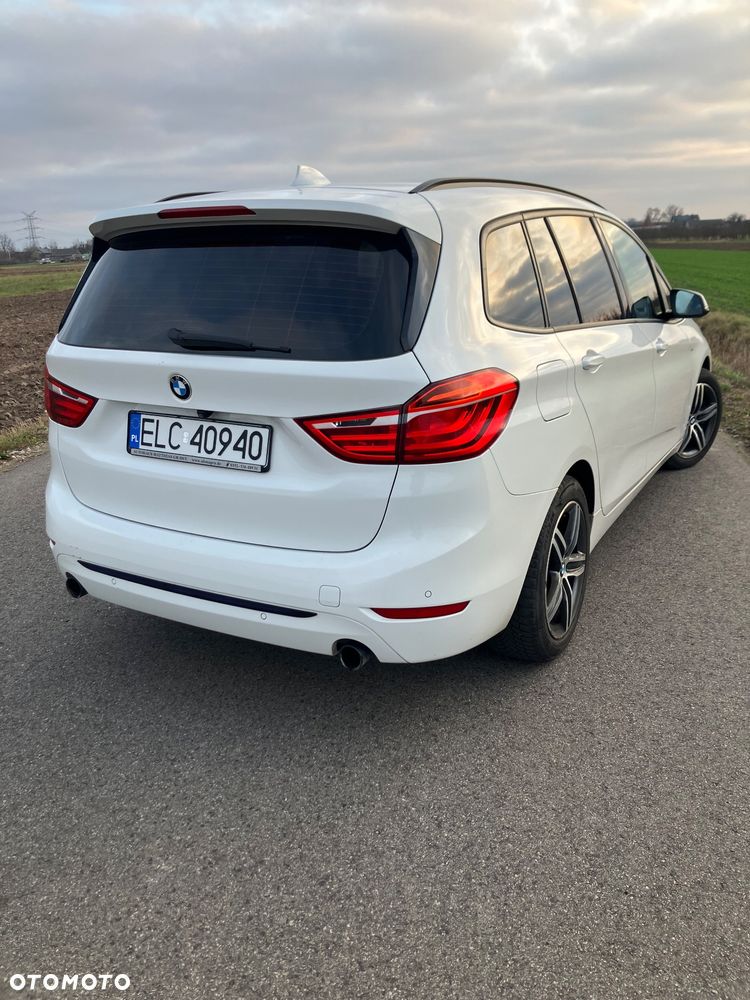 BMW Seria 2 220d Sport-Aut Sport Line - 13