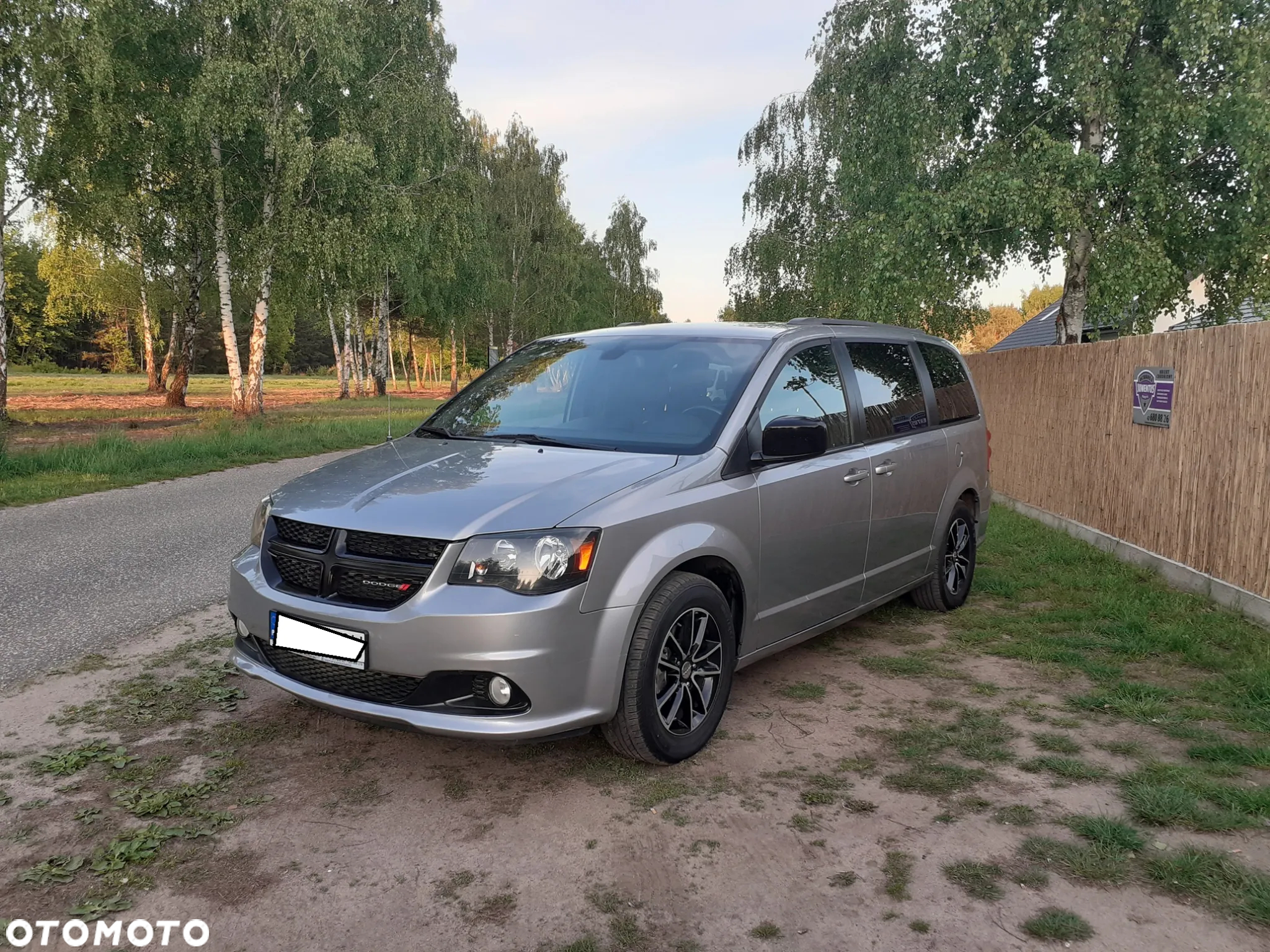 Dodge Grand Caravan - 3