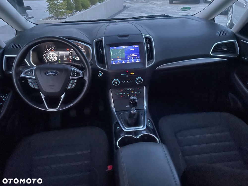 Ford Galaxy 2.0 EcoBlue Titanium - 10
