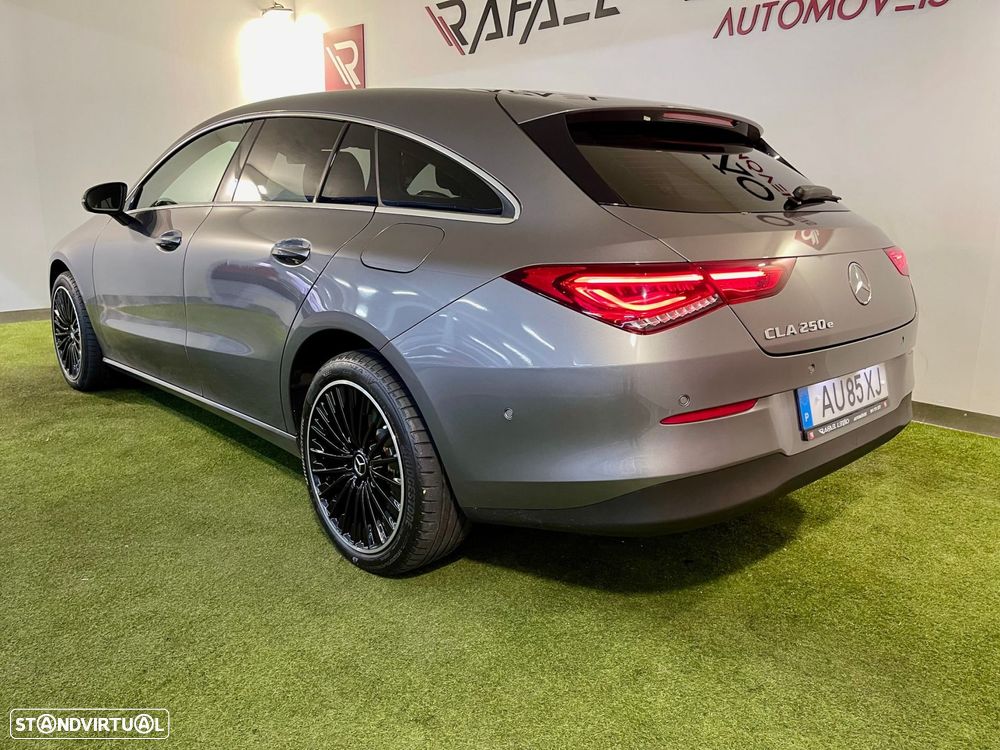 Mercedes-Benz CLA 250 e Shooting Brake Style Plus - 12