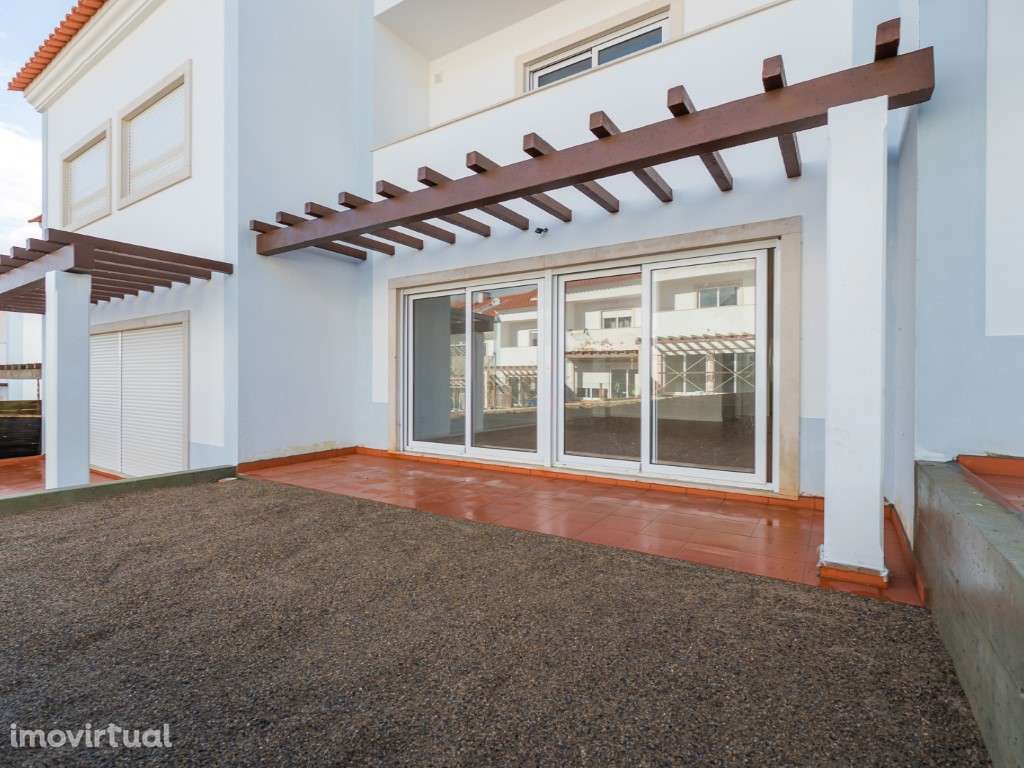 MORADIAS T2+1 e T3+1 GARAGEM E JARDIM, BELAS - Grande imagem: 2/58