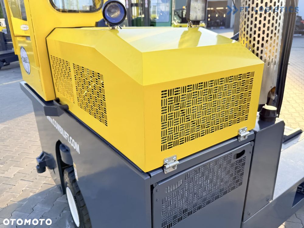 Combilift WÓZEK CZTEROKIERUNKOWY - WIELOKIERUNKOWY / C3000 / GAS / TRIPLEX 4900MM / WOLNY SKOK / POZYCJONER WIDEŁ / PEŁNA KABINA / STAN IDEALNY / Szeroka oferta wózków czterokierunkowych i bocznych, dopasowanych do różnorodnych potrzeb i zastosowań - 35