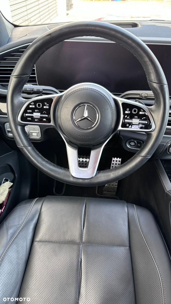 Mercedes-Benz GLS - 25