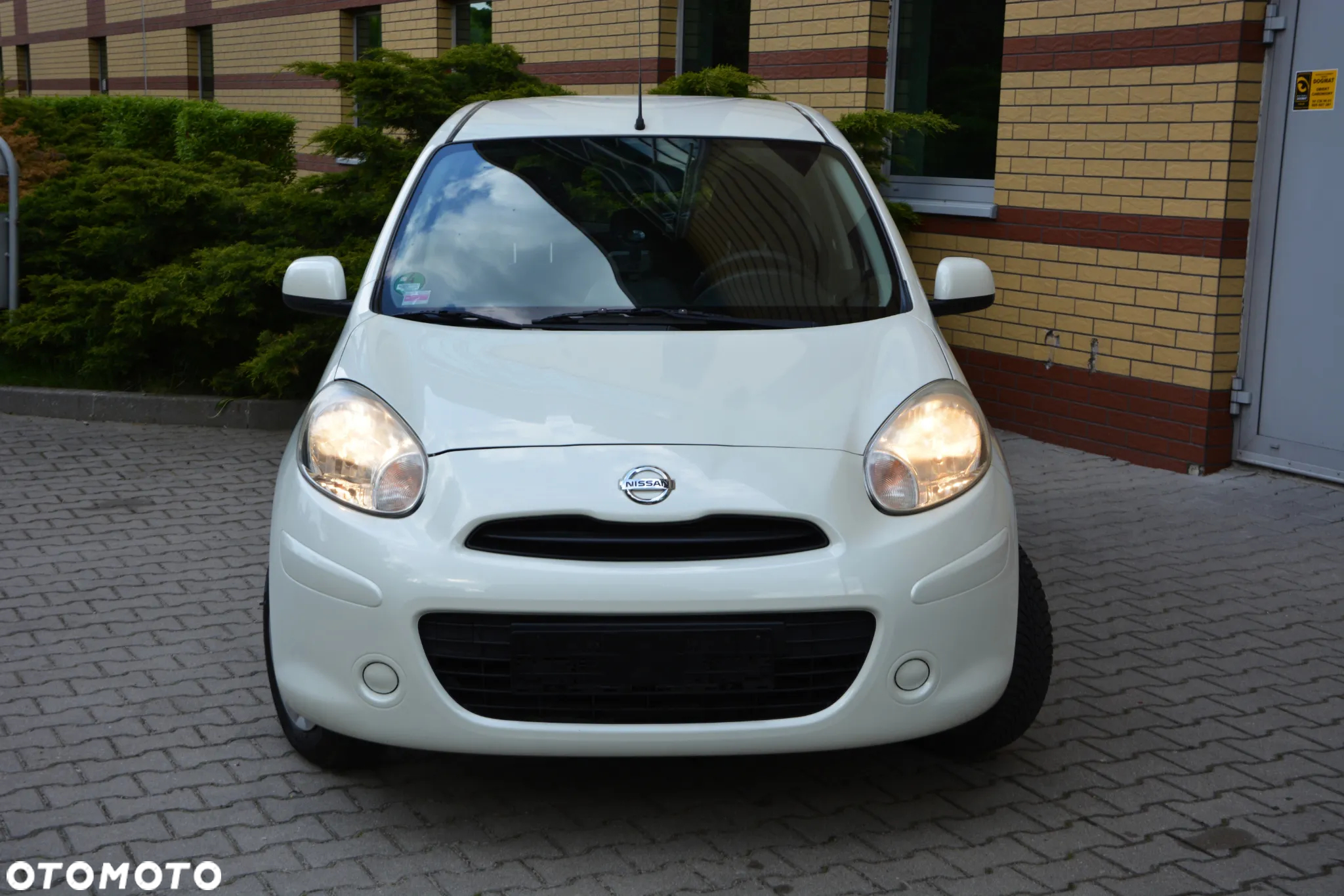 Nissan Micra 1.2 30th Anniversary - 23