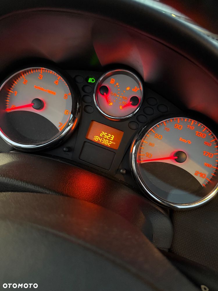 Peugeot 207 CC - 26