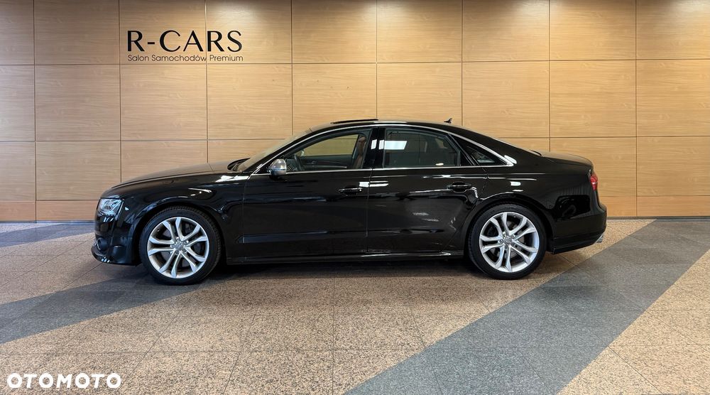 Audi S8 - 3