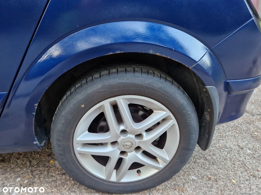Opel Astra - 16