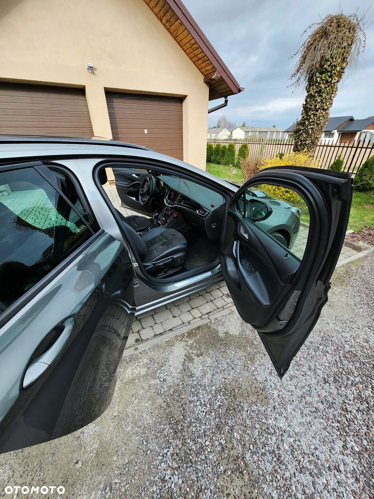 Opel Astra 1.2 T Ultimate S&S - 22