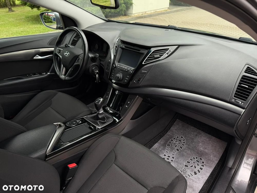Hyundai i40 1.6 GDI Comfort + - 7