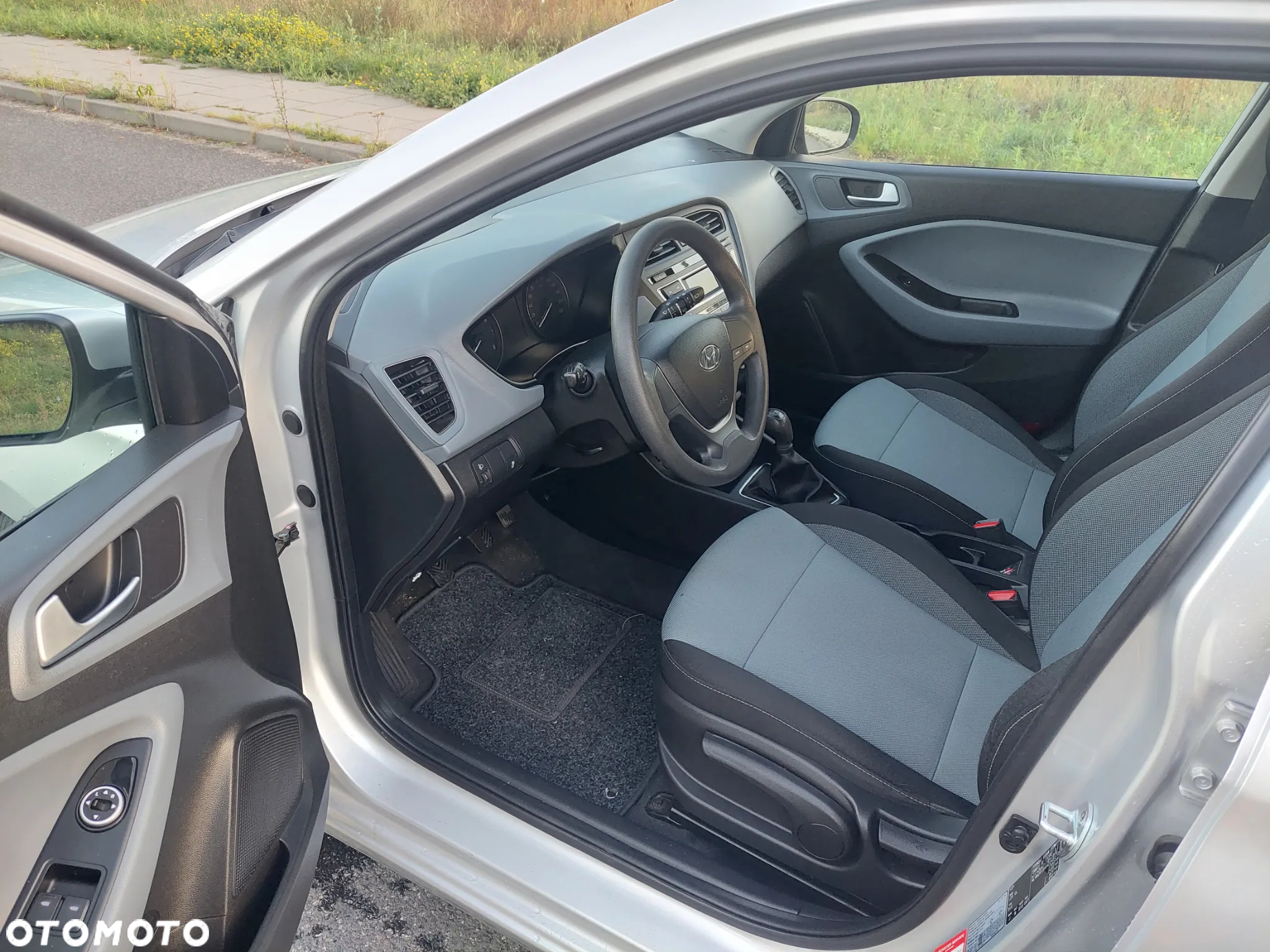 Hyundai i20 1.2 Classic + - 5