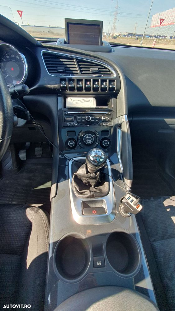 Peugeot 3008 2.0 HDI FAP Premium - 14