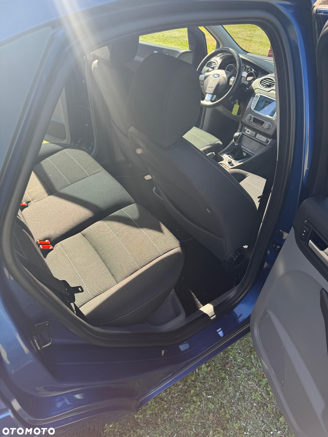 Ford Focus 2.0 16V Titanium - 8