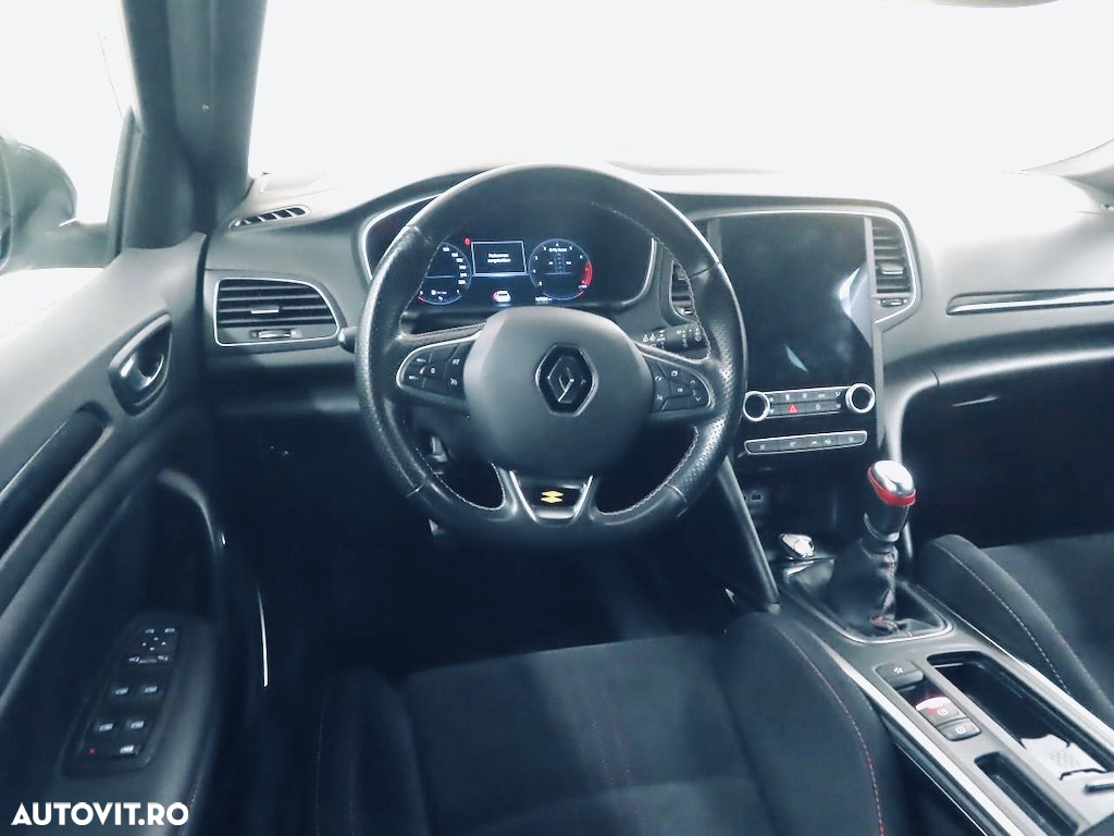 Renault Megane TCe 140 GPF R.S. LINE - 3