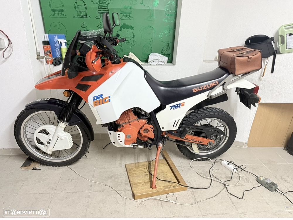 Suzuki DR Dr - Big 750 - 12