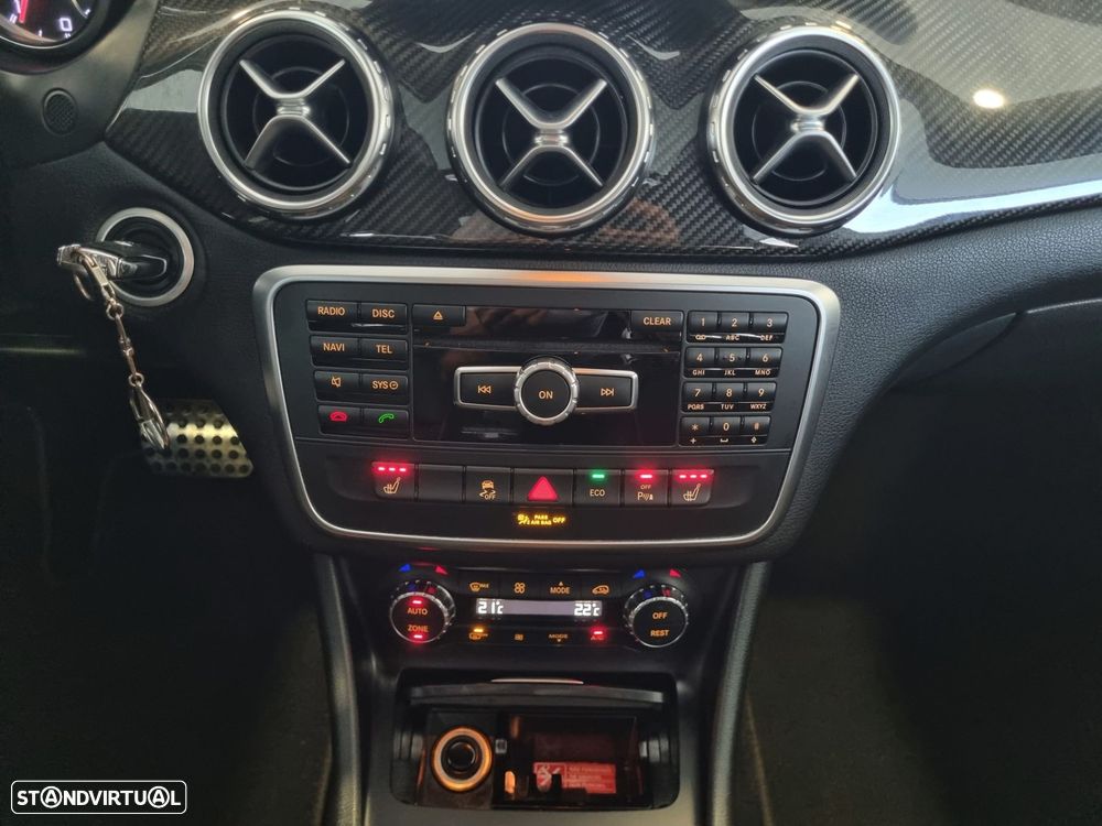 Mercedes-Benz GLA 45 AMG 4-Matic - 15