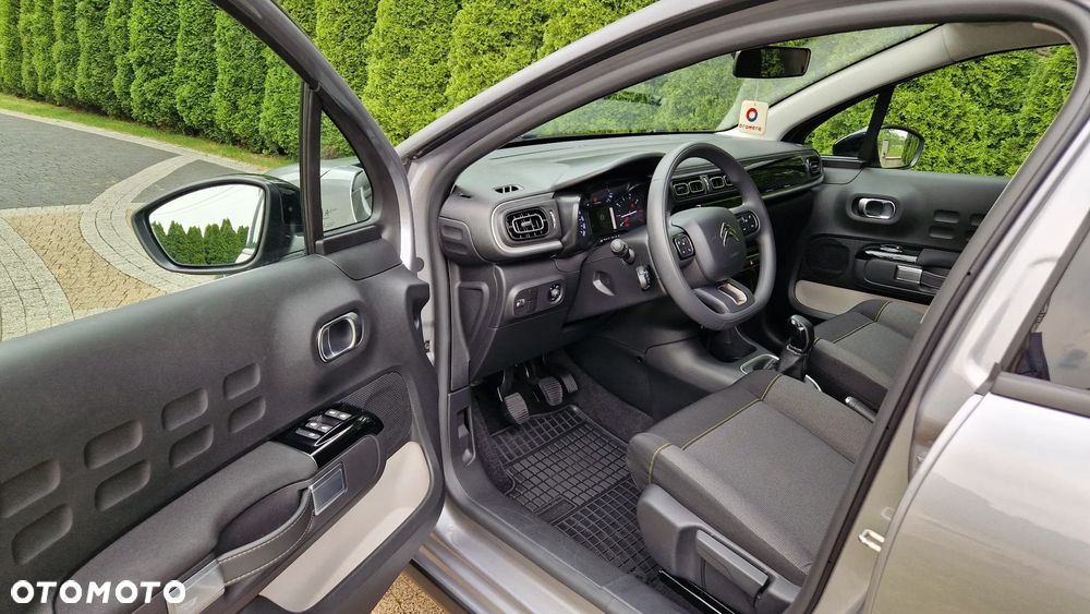 Citroën C3 1.2 PureTech Shine - 10