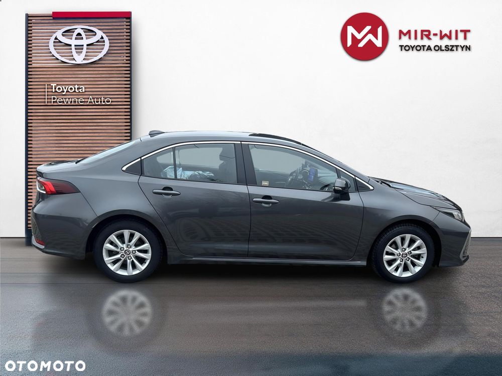 Toyota Corolla - 5