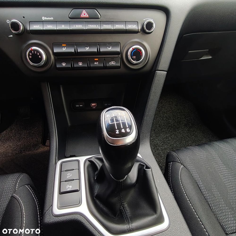 Kia Sportage 1.6 GDI 2WD ISG Dream-Team Edition - 26