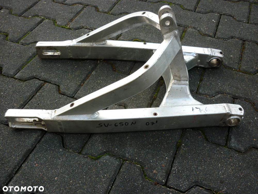 Pokrywa dekiel sprzęgła pompa wody Suzuki SV 650 rok od 2003 - 10