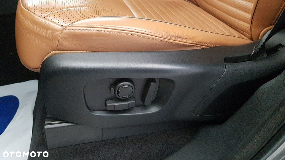 Land Rover Discovery - 31