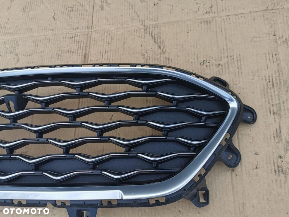 GRILL ATRAPA CHŁODNICY FORD KUGA MK3 19+ VIGNALE NA CHROM LV4B-8200-V LV4B-8150-V ORYGINAŁ - 2