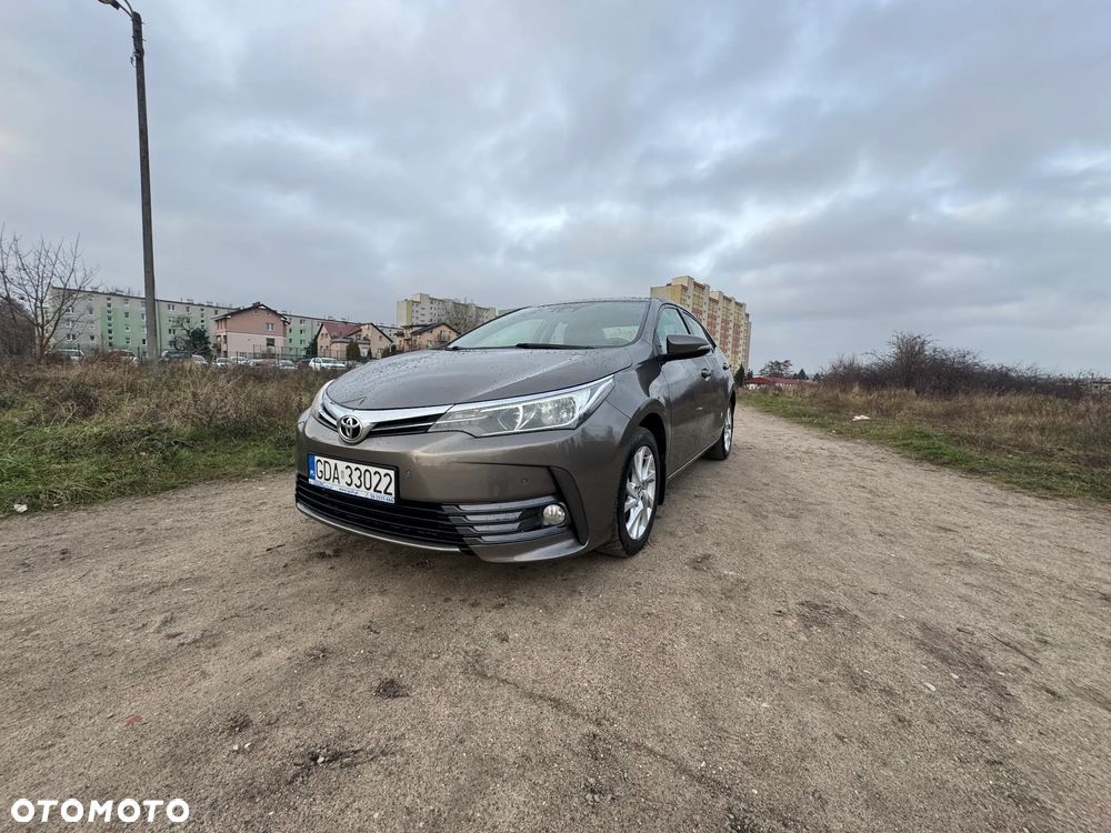 Toyota Corolla 1.6 Comfort - 1