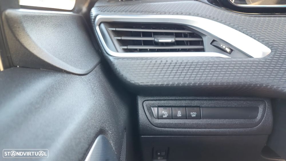 Peugeot 2008 1.6 e-HDi Allure - 12