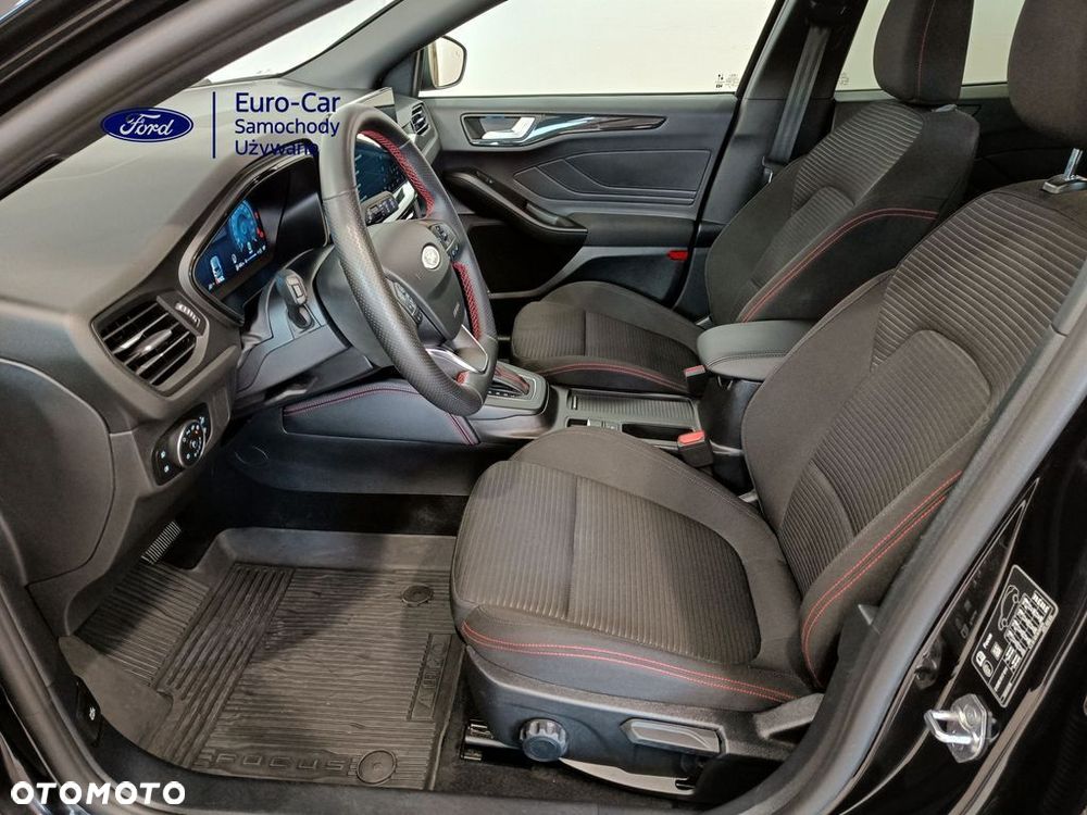 Ford Focus 1.0 EcoBoost mHEV ST-Line X - 11