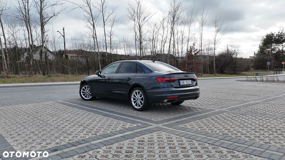 Audi A4 Limousine - 5