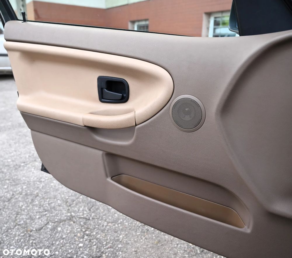 BMW Seria 3 - 30