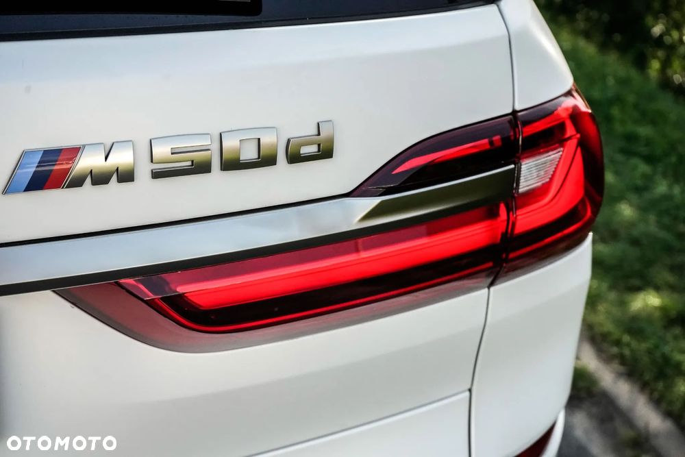 BMW X7 M50d - 13