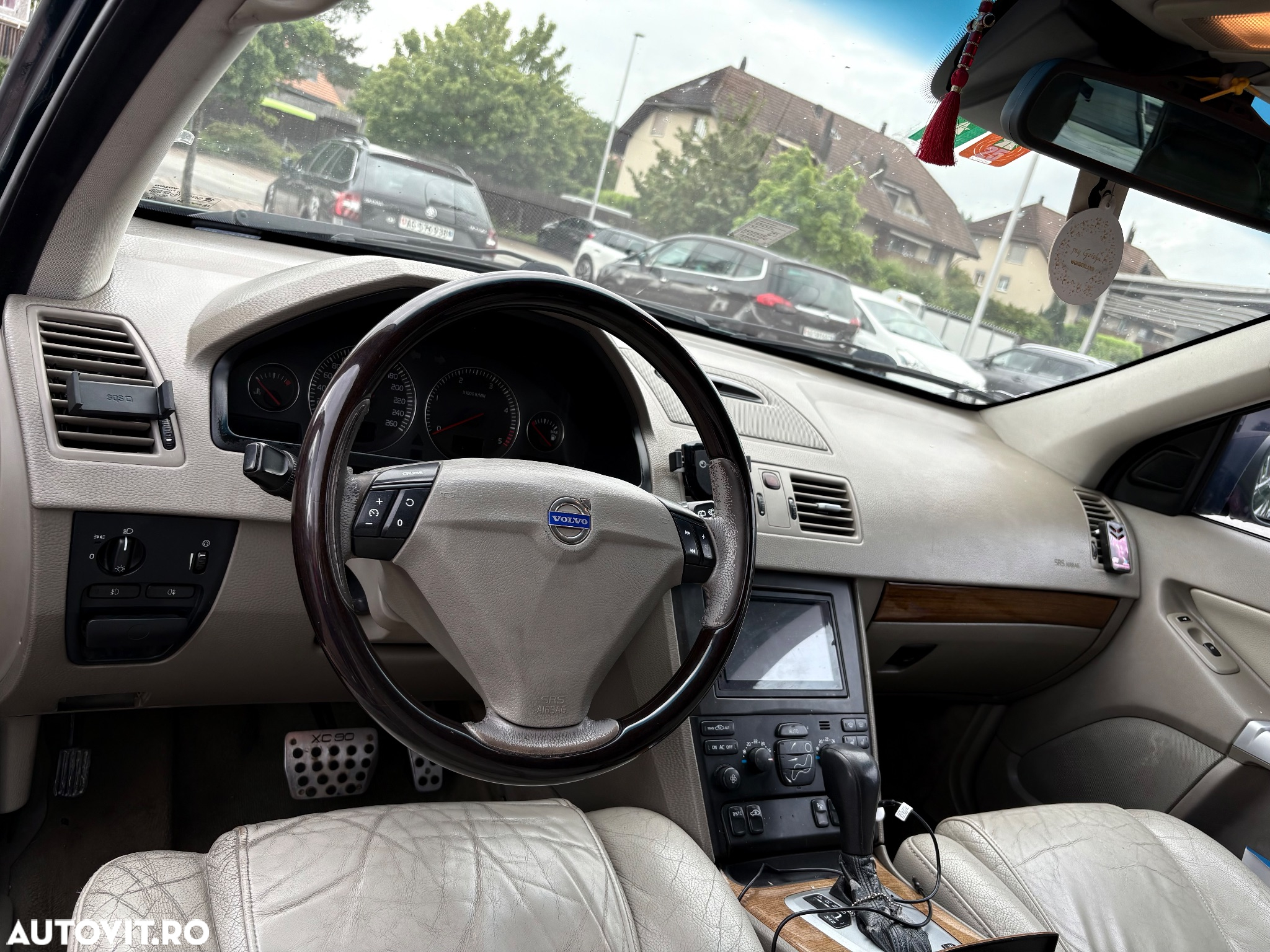 Volvo XC 90 2.4 D Aut. 5 locuri - 2