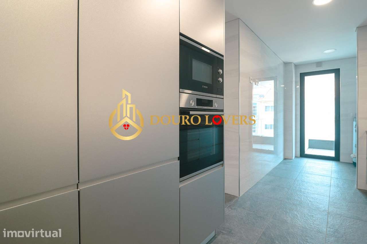 Apartamento T3 na Avenida da Boavista - Grande imagem: 4/25