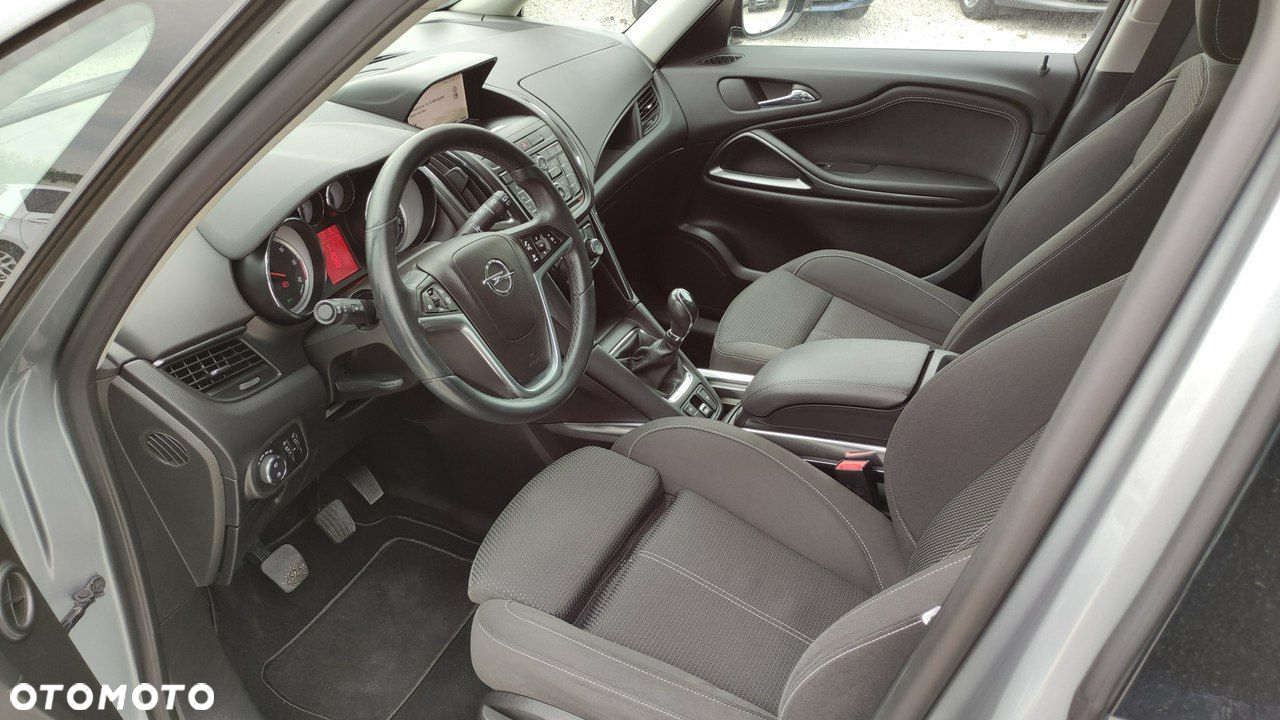 Opel Zafira - 6