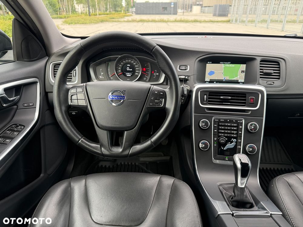 Volvo V60 D2 Drive-E Kinetic - 16