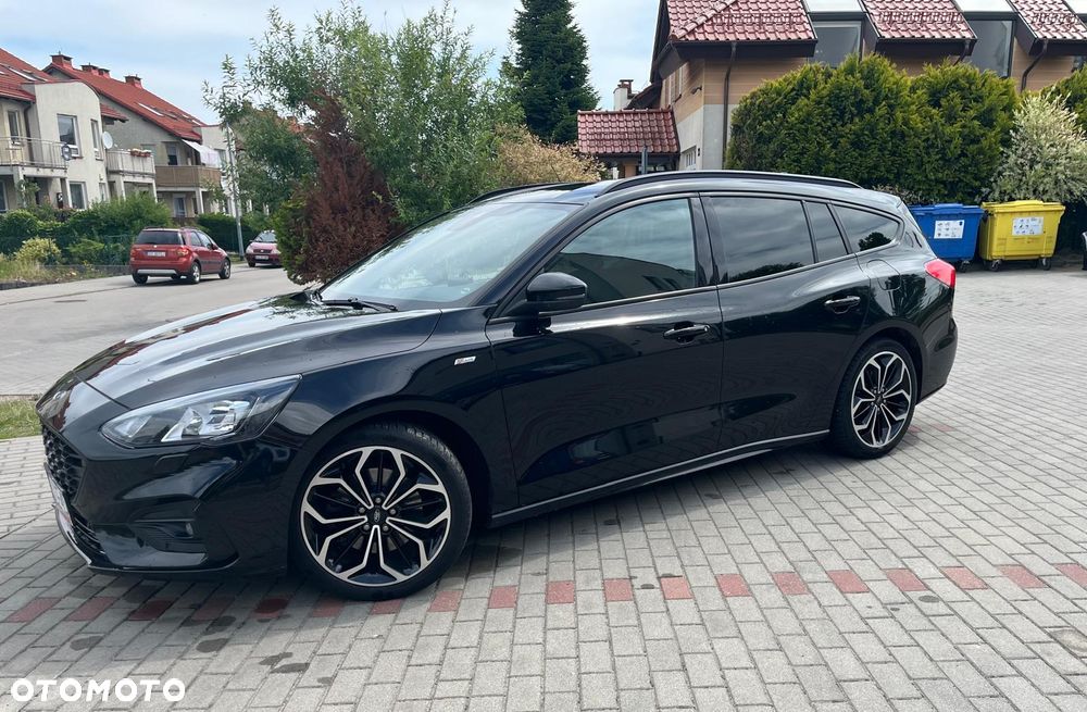 Ford Focus 1.5 EcoBlue Start-Stopp-System ST-LINE DESIGN - 6