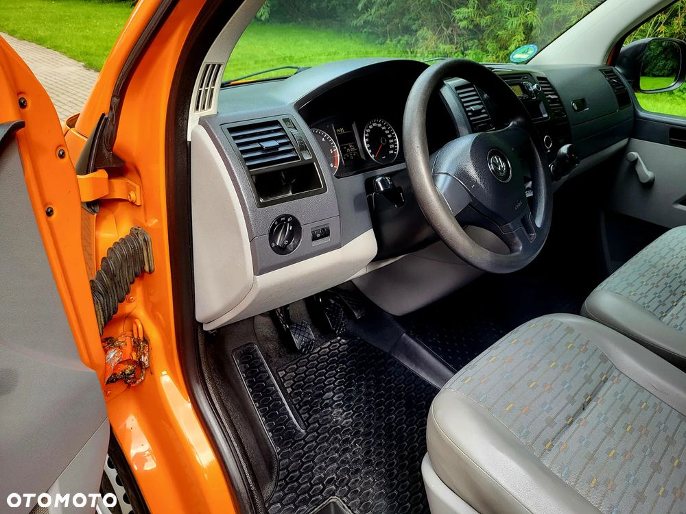 Volkswagen Transporter L1H1 - 11