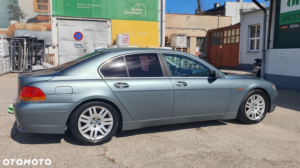 BMW Seria 7 735i - 15