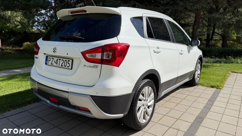 Suzuki S-Cross - 4