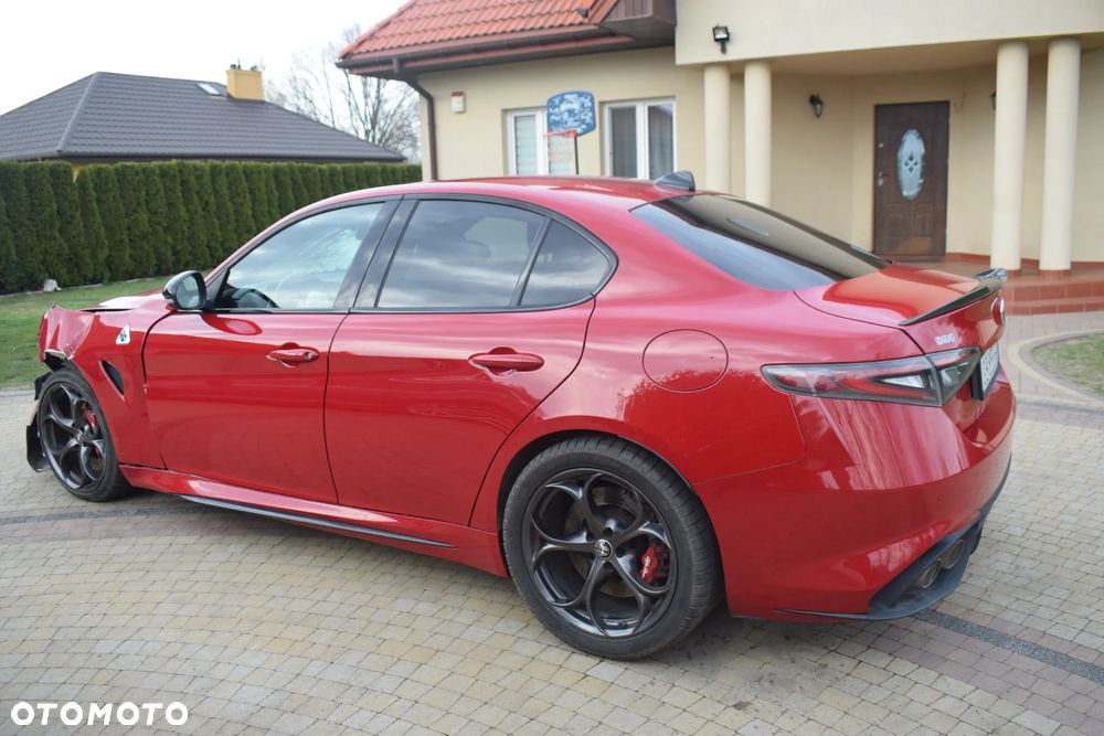Alfa Romeo Giulia 2.9 Bi Turbo V6 Quadrifoglio - 5