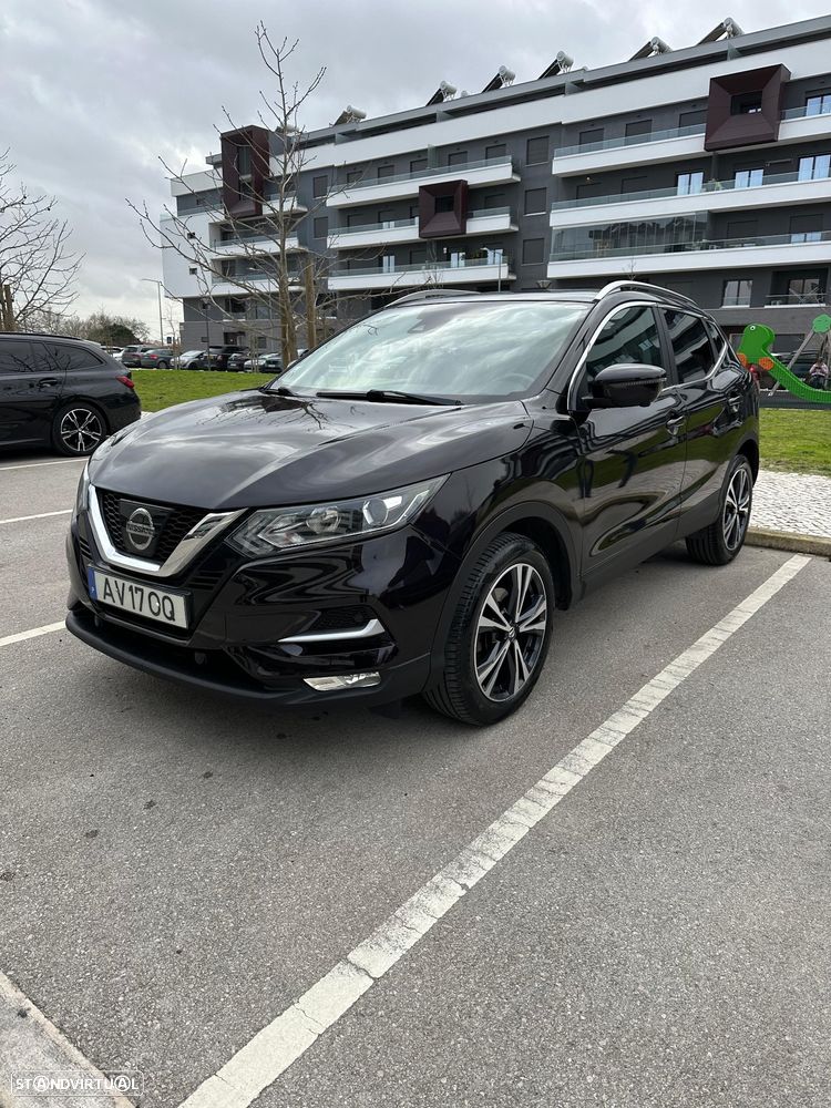 Nissan Qashqai 1.6 dCi Xtronic TEKNA+ - 1