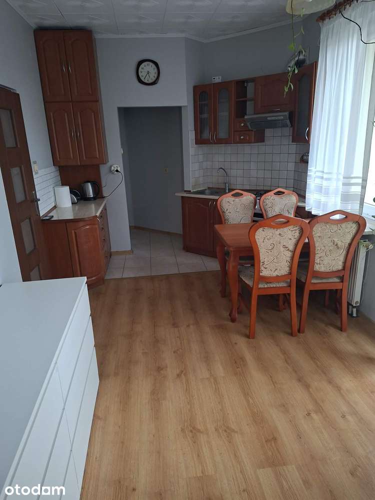 Mieszkanie na parterze z balkonem i piwnicą