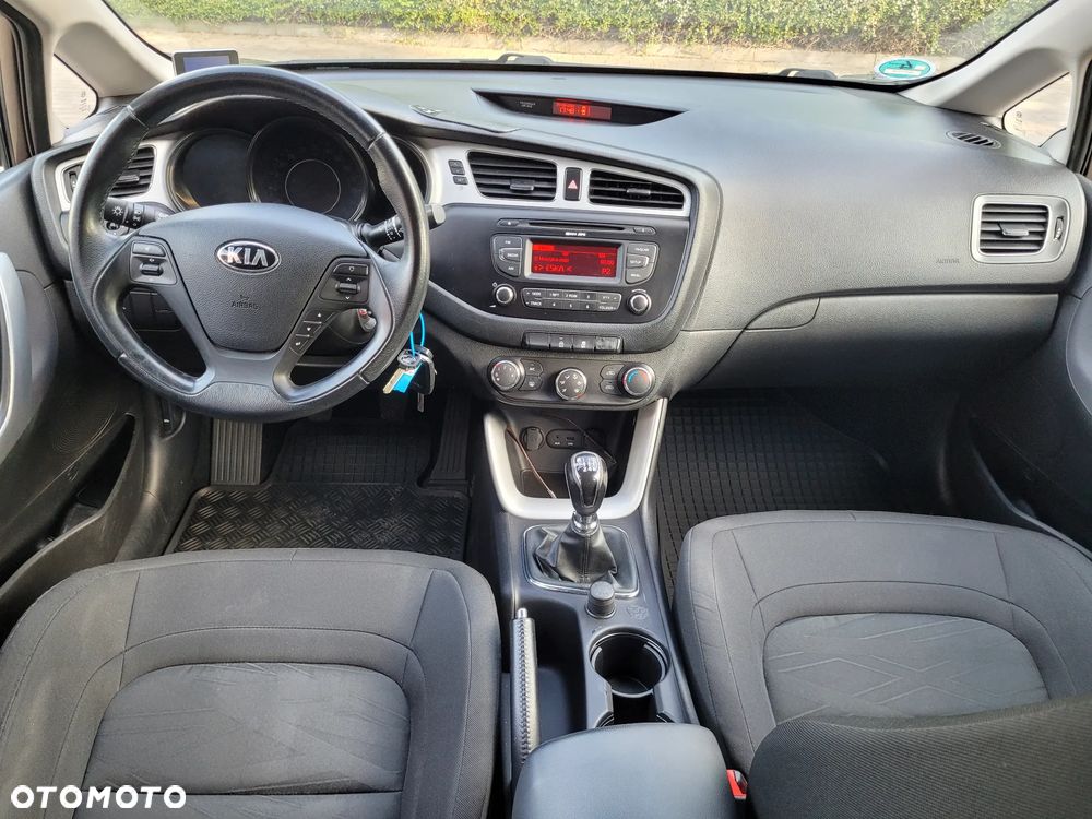 Kia Ceed 1.4 CVVT - 9