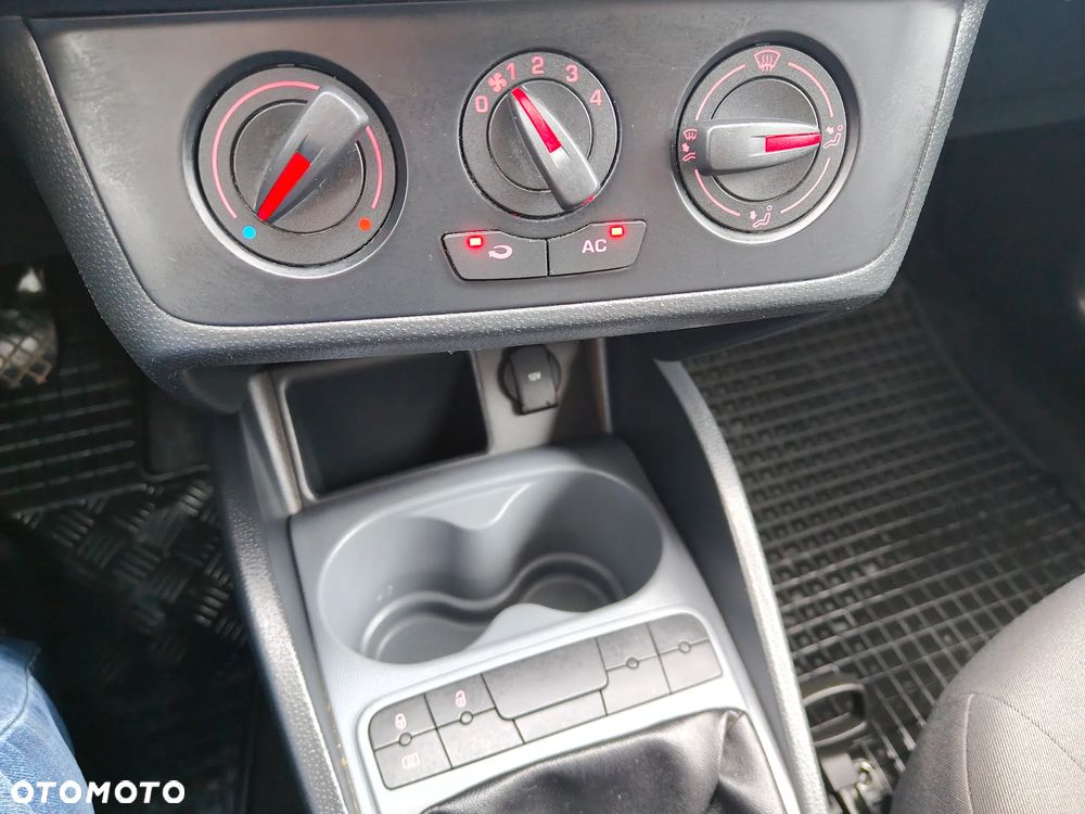 Seat Ibiza 1.2 12V Reference - 16