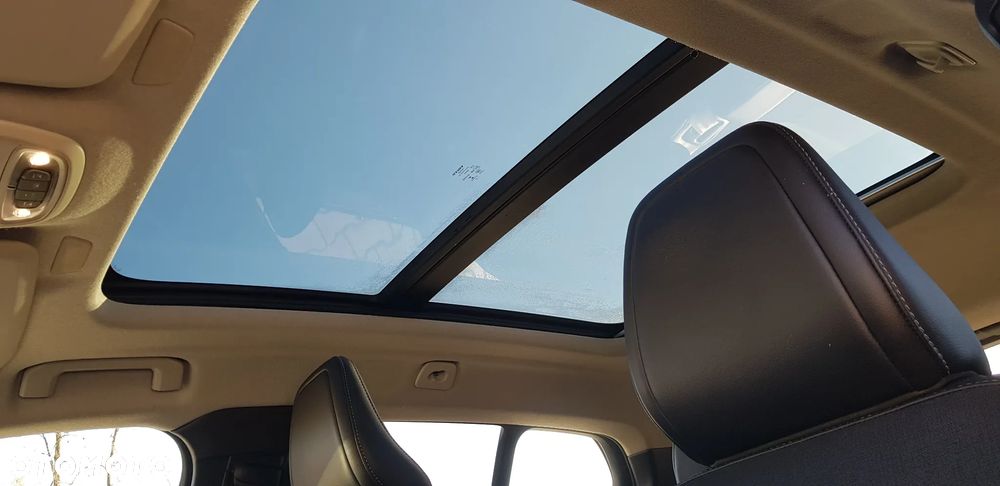 Volvo XC 40 - 22