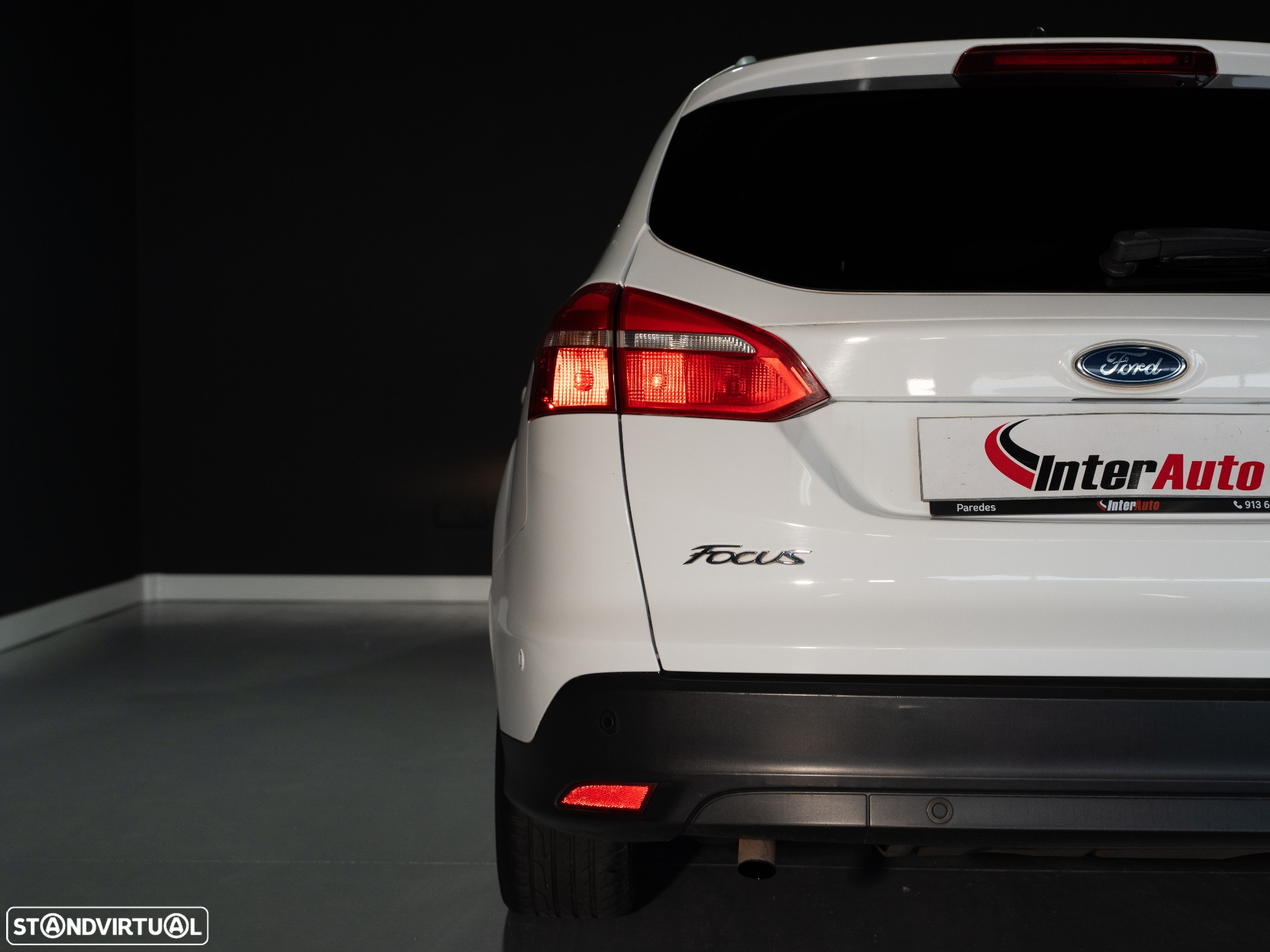 Ford Focus SW 1.0 SCTi Titanium - 16