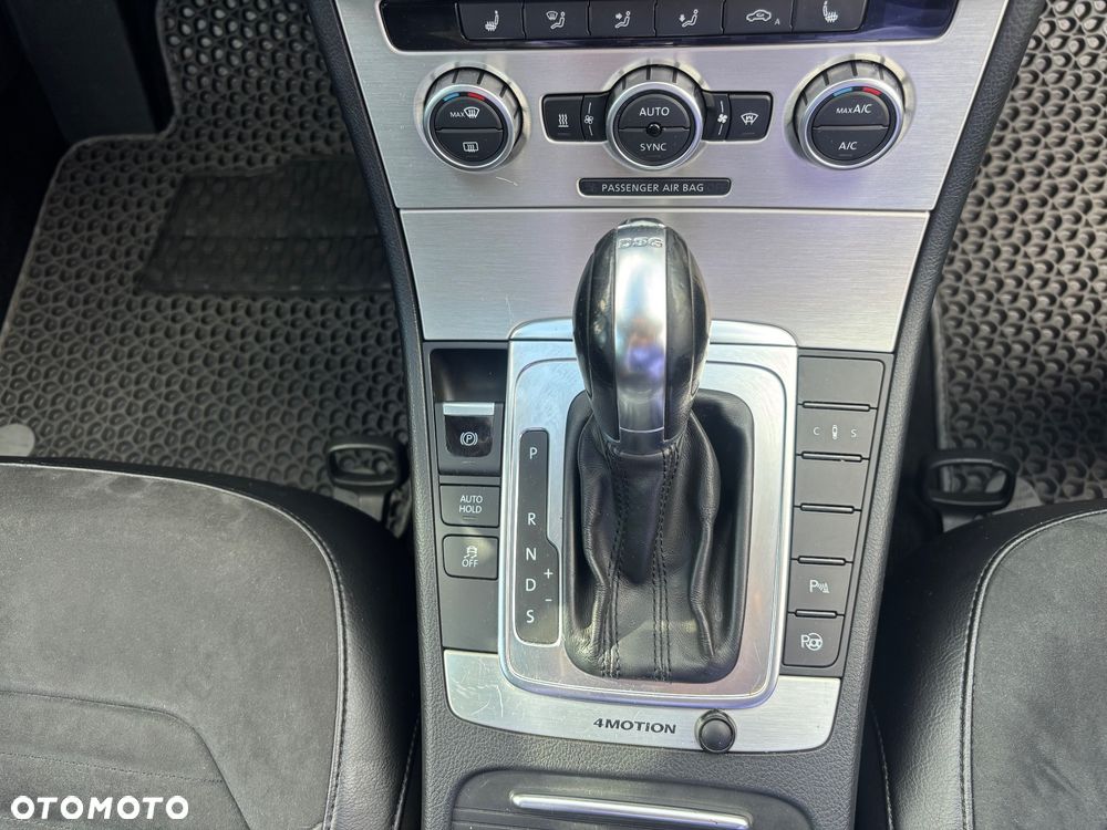 Volkswagen Passat 3.6 V6 4Mot Highline DSG - 18