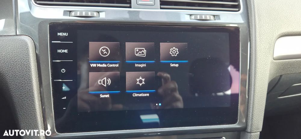 Volkswagen e-Golf - 16